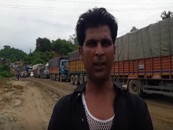 A stranded driver Aman speaking to the reporters in Unakoti, Tripura. 