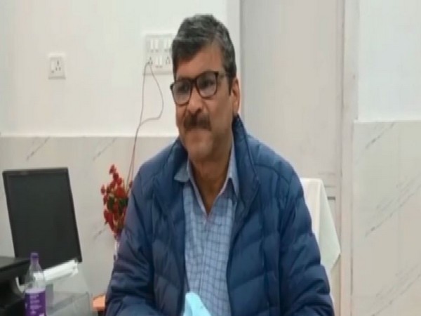Aseem Kumar Das, Superintendent of Jawaharlal Nehru Medical Hospital, Bhagalpur (Photo:ANI)