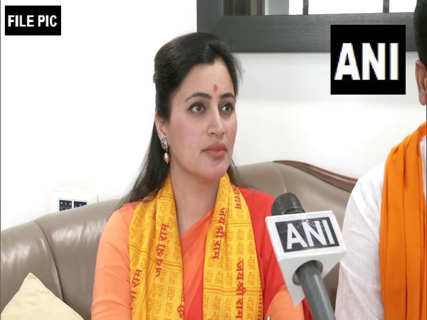 Amravati MP Naveneet Rana (File Photo/ANI)