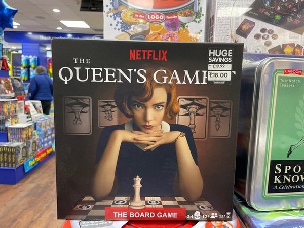The Queen's Gambit Chess (Image Source: Twitter)