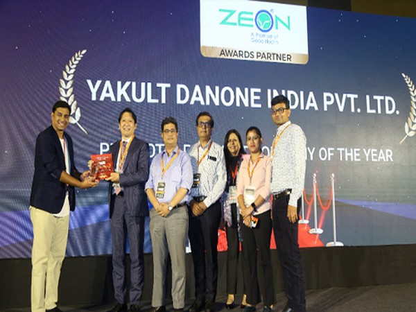 Left to right - Avinash Voodi, Hiroshi Hamada, Arun Joshi, Pardeep Sehgal, Dr Neerja Hajela, Anushka Sharma, Tikam Chand Gupta