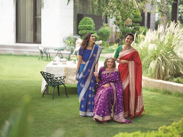 Taneira presents a rich melange of the finest handcrafted weaves from across the country