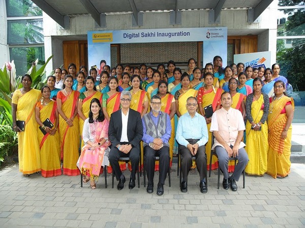 Team L&T Financial Services inaugurates Digital Sakhi Project in Karnataka with Access Livelihood Foundation with Aloysius P. Fernandez, Chief Guest, Dr S.S. Meenakshisundaram