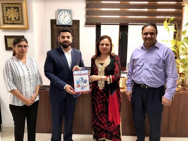 (R-L): Vijay Chauhan, Prof. Harvinder Popli, Karan Arora, Nasharah Siddiquee 