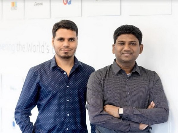 LoginRadius Founders - Rakesh Soni (left) and Deepak Gupta (right)