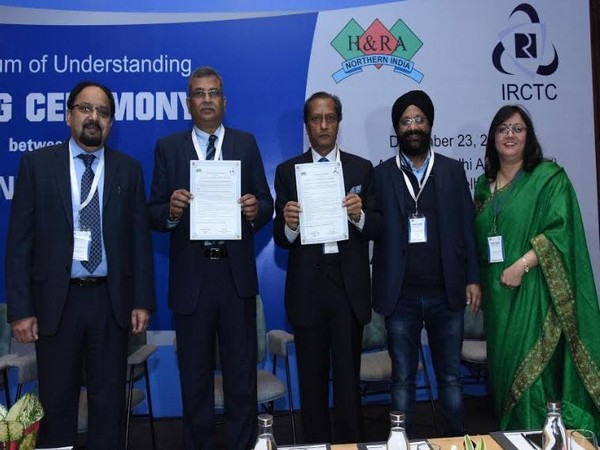 Garish Oberoi, Treasurer, HRANI, M.P. Mall, CMD, IRCTC, Surendra Kumar Jaiswal, President HRANI, Amarvir Singh, Hony Secretary, HRANI, Renu Thapliyal, Secretary General, HRANI