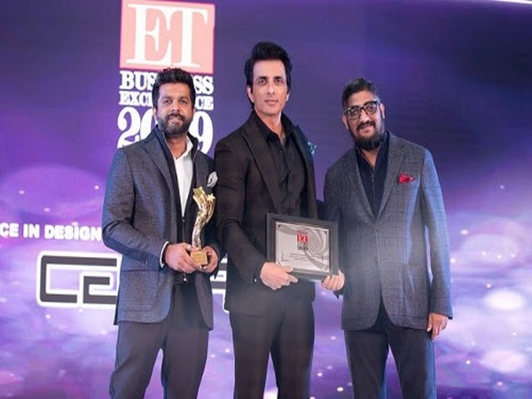 The centrix team receiving the economic times excellence award