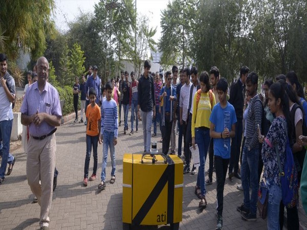 Attendees watching the self-driving car in action at ISF 2020