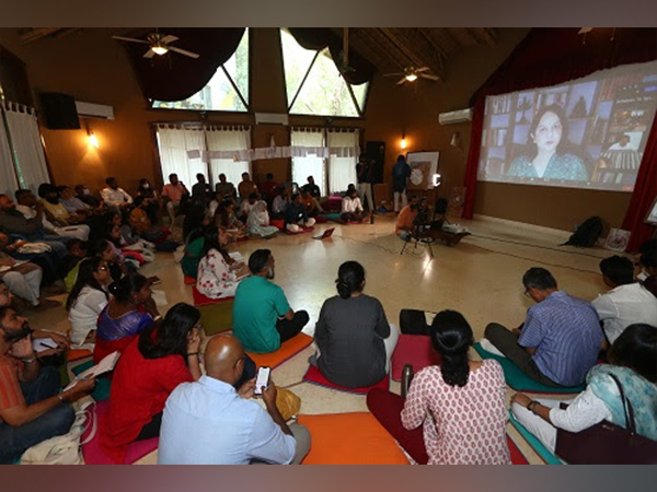 Stakeholders from across sectors gathered to discuss perspectives of Samaaj, Sarkaar, and Bazaar and develop a shared vision on how to improve public services for vulnerable citizens