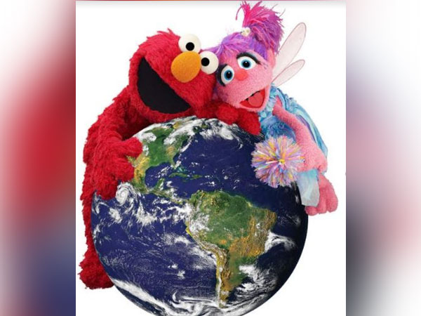Elmo and Abby Cadabby