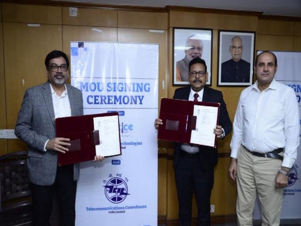 Rajiv Gupta, Director Projects, TCIL; Raman Aggarwal, Founder and CEO, Jupitice and Sanjeev Kumar, CMD, TCIL during MoU signing