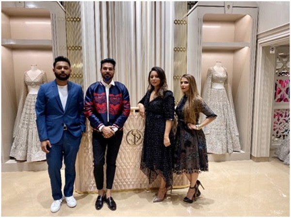 Arnaya CEO Manan Trivedi, Falguni and Shane Peacock and Designer Gauri Khan 