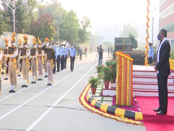 India is celebrating its 72nd Republic Day today. On this day, the country adopted the Constitution of India in 1950.
