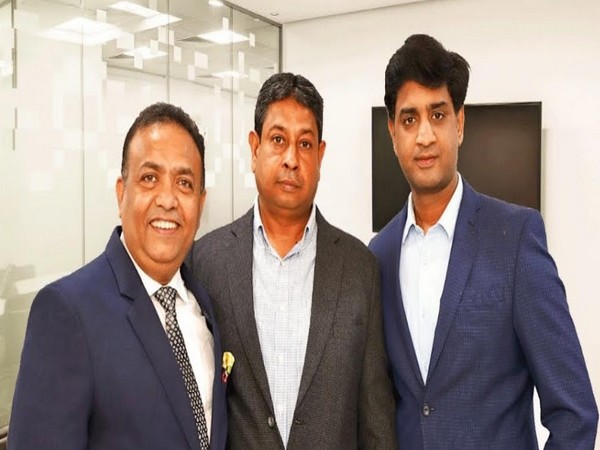 (Left) Jitender Gauri, (Middle) Sanjay Gupta and (Right) Dr Praveen Gupta