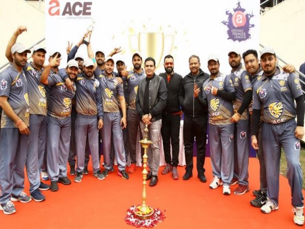 Ace CMD Ajay Chaudhary together with the winning team Ace Lions