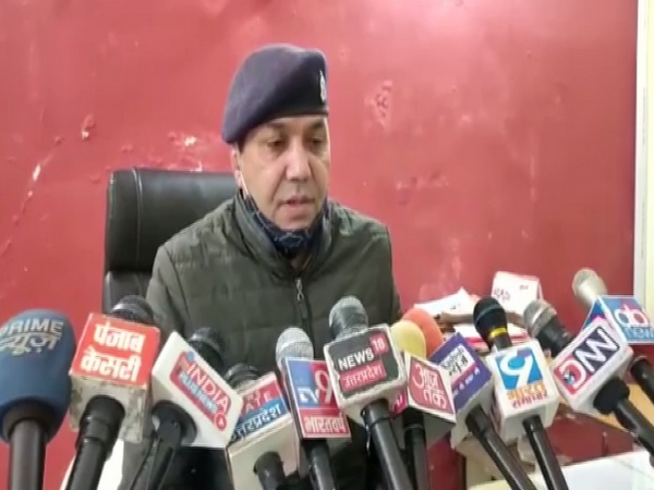 CO City Kuldeep Singh speaking to reporters. 