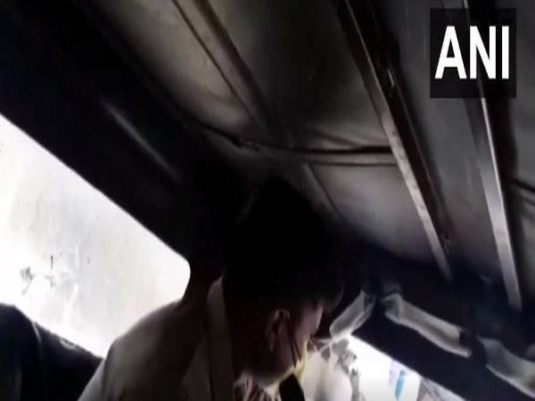 Police urging people to not fly kites amid lockdown.