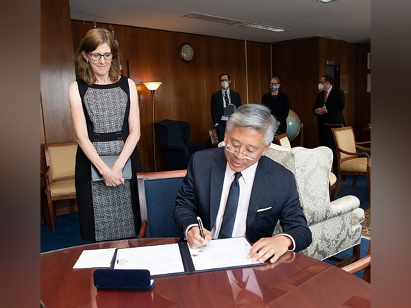 Assistant Secretary of State for South and Central Asian Affairs Donald Lu (On the right) (Photo Credit: Twitter)