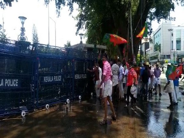 Visuals from the protest site. 