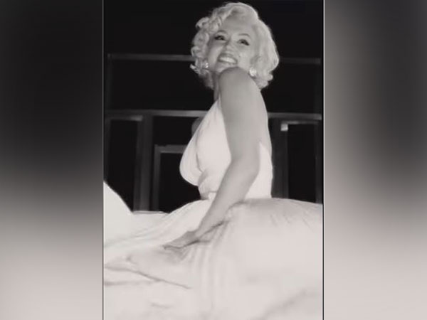 Ana de Armas as Marilyn Monroe in a clip from Blonde