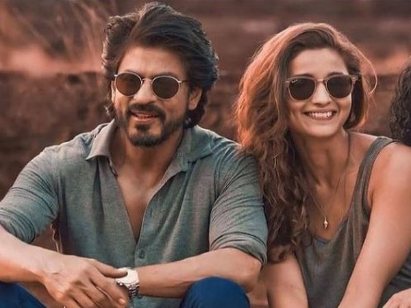 Shah Rukh Khan and Alia Bhatt (Image courtesy: Instagram)