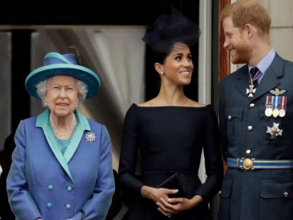 British Queen Elizabeth II, Meghan Markle, Prince Harry (Image source: Twitter)