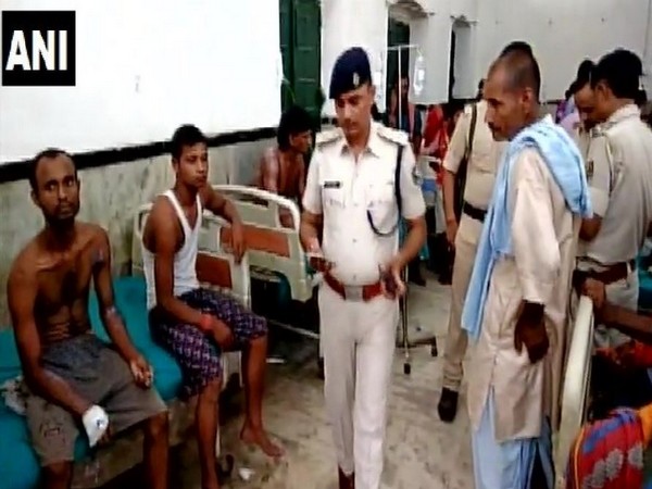 The acid attack victims have been admitted to a local hospital in Daudnagar in Vashali district of Bihar on Wednesday. Photo/ANI