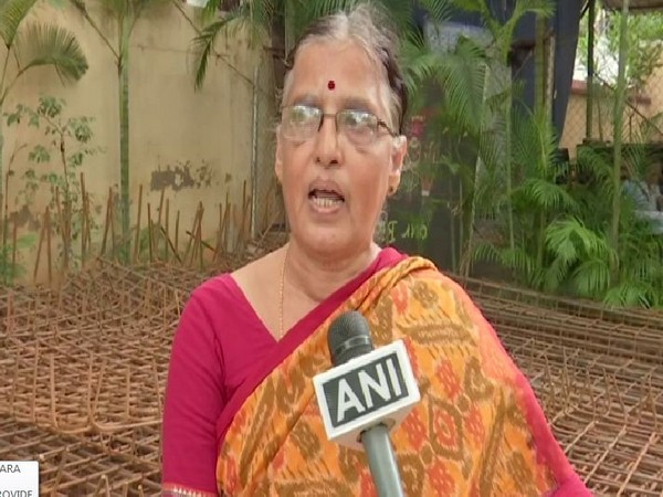 Varavara Rao's wife Hemalatha speaks to media reporters on Friday (Photo/ANI)