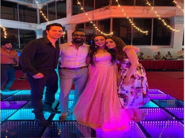 Varun Dhawan, Remo D'Souza, Lizelle and Shraddha Kapoor (Image courtesy: Instagram)