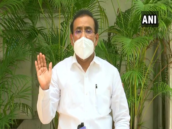 Maharashtra Health Minister Rajesh Tope holding press meet on Thursday.