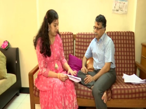 Dr. Rahul Bahulikar and Dr Monali Rahalkar (photo/ANI) 