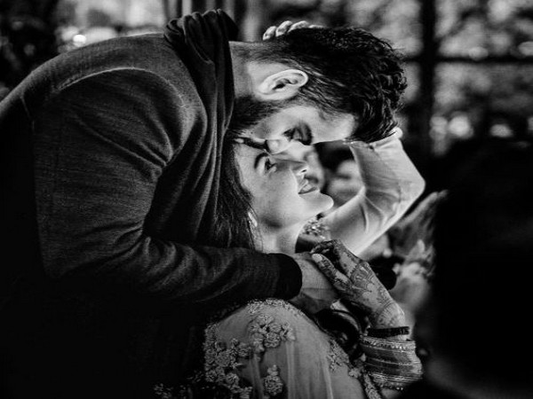 India skipper Virat Kohli with wife Anushka Sharma (Photo/ Virat Kohli Twitter)