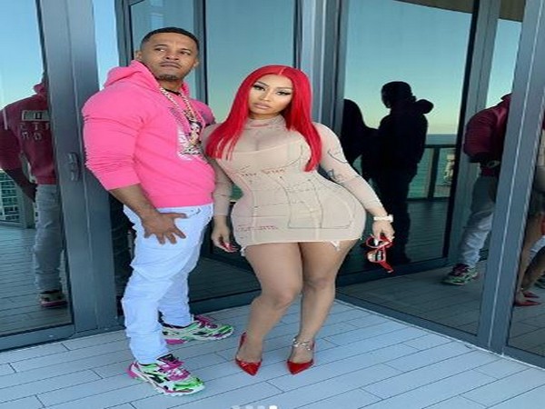 Rapper Nicki Minaj with her husband (Image Source: Instagram)