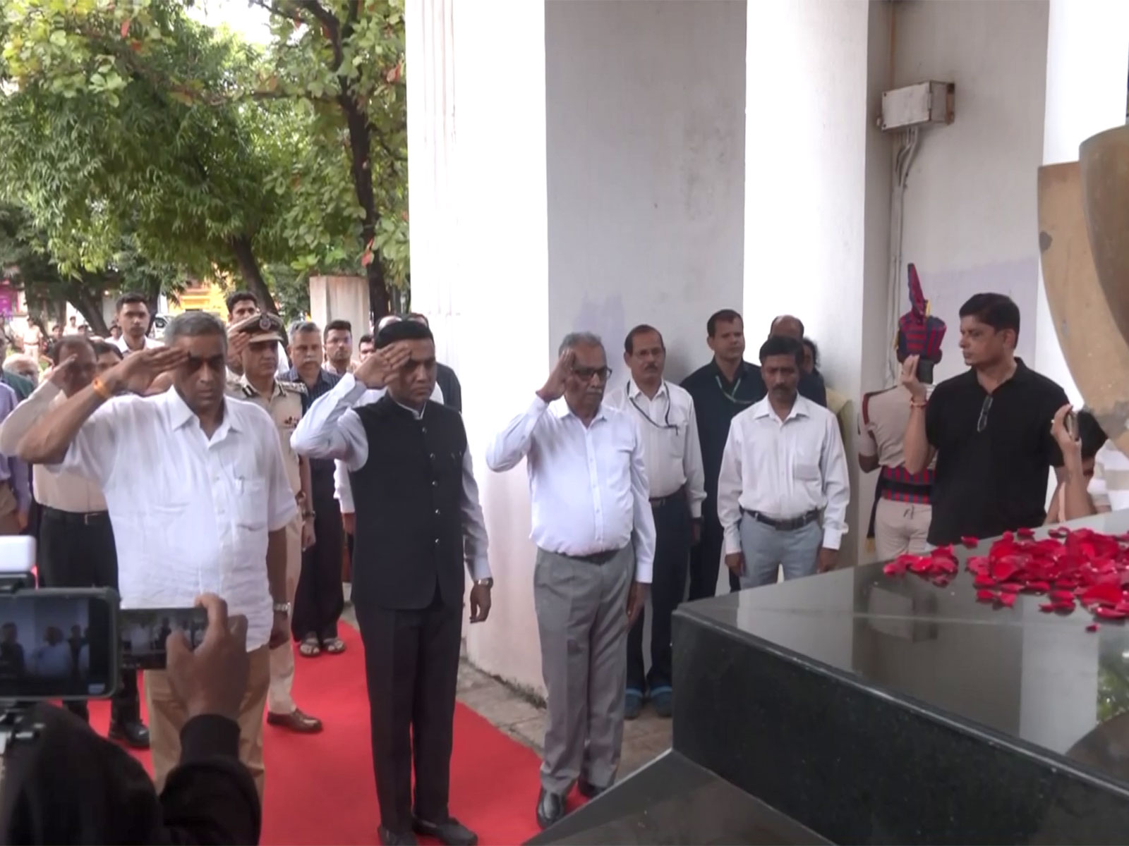 Goa CM Pramod Sawant pays tribute to TB Cunha on his death anniversary in Panaji (Photo/ANI)