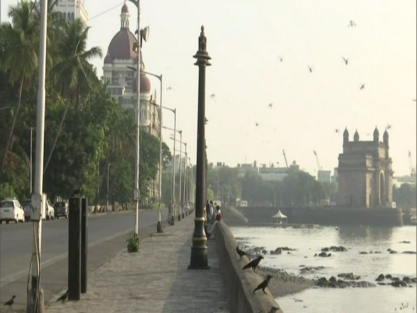 Visual from Gateway of India in Mumbai.