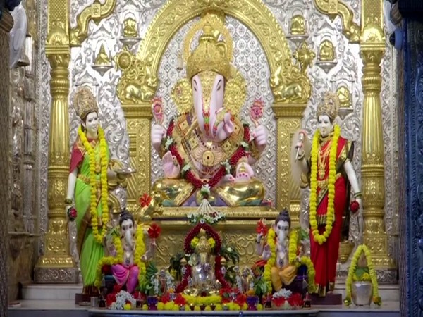  Dagdusheth Halwai Temple in Pune