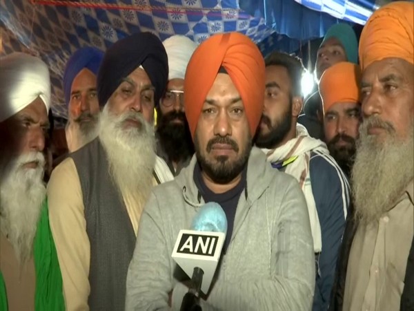Punjabi actor Gurpreet Ghuggi on Sunday joined farmers protest at Singhu border. (Photo/ANI)