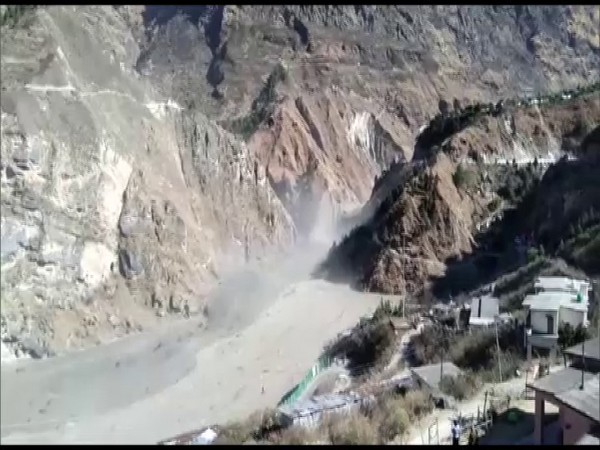 Water level in Dhauliganga River rose suddenly following glacier burst near a power project at Raini village in Tapovan area of Chamoli district. (Photo/ANI)