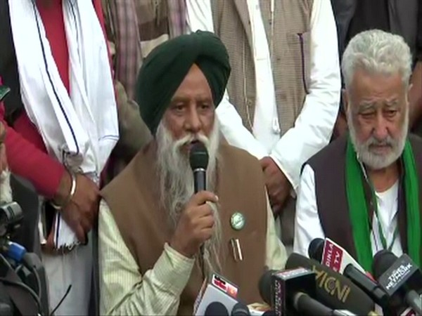 BKU (Rajewal) President, Balbir Singh Rajewal adressing a press conference at Delhi-Haryana Singhu border on Monday. (Photo/ ANI)