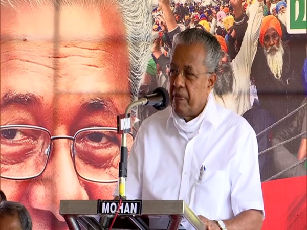 Kerala Chief Minister Pinarayi Vijayan speaking at farmers' protest in Thiruvananthapuram. (Photo/ANI)