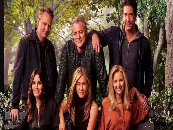 The 'Friends' reunion clan (Image Source: Instagram)