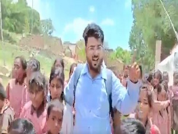 Viral video of students bidding goodbye to favourite teacher