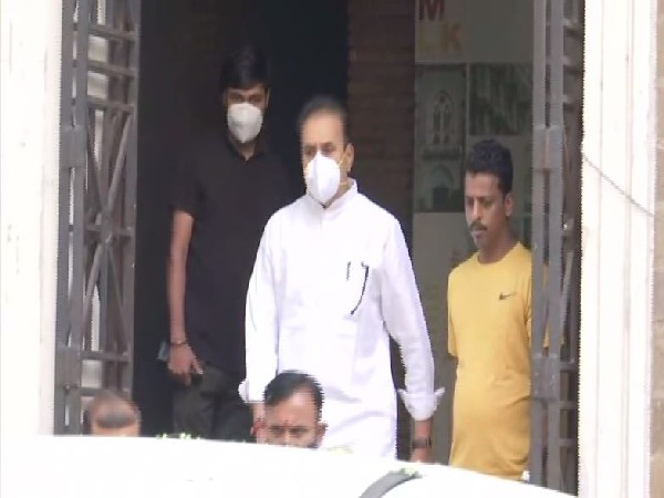 Anil Deshmukh being taken for medical examination on Thursday. (Photo/ANI)
