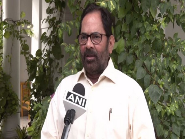 Union Minister Mukhtar Abbas Naqvi (Photo:ANI)