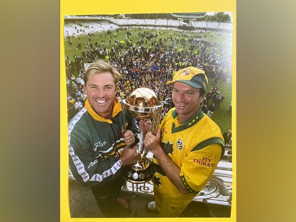 Shane Warne with Steve Waugh (Photo/ Steve Waugh Instagram)