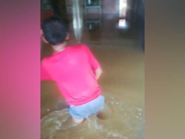 Scores of houses in Chittoor district's Vadamalapet Mandal were waterlogged on Thursday due to the heavy rainfall caused by Nivar cyclone. 