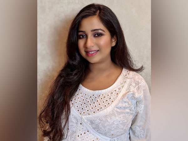Shreya Ghoshal (Image source: Instagram)
