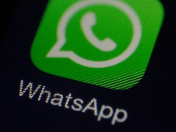 
    Whatsapp rolls out new feature to help users fact-check forwarded messages
    