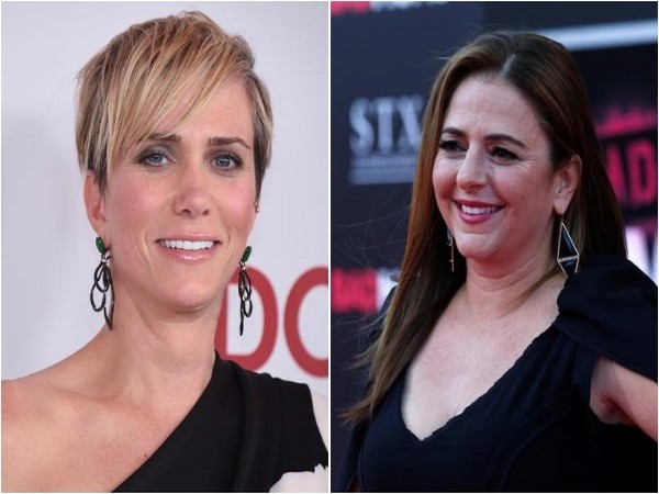 Kristen Wiig and Annie Mulolo