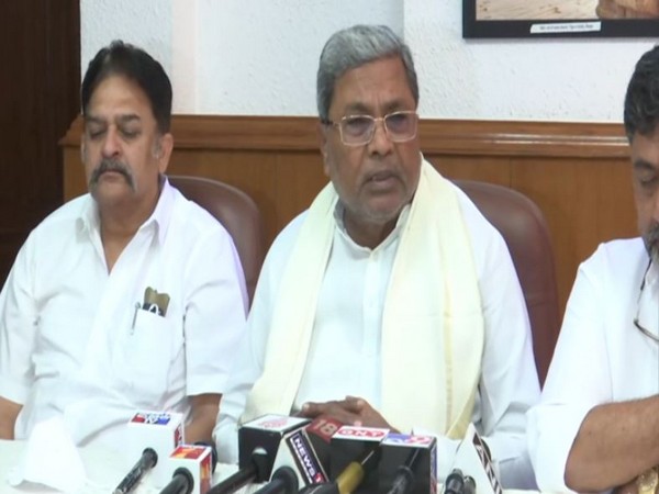 Senior Congress leader Siddaramaiah addressing a press cenference in Delhi. (Photo/ANI)
